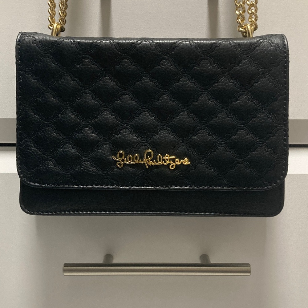 Lilly Pulitzer Black Quilted Crossbody Bag - EUC
